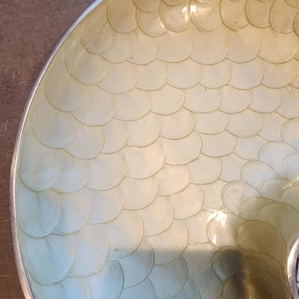 JULIA KNIGHT BUTTERCREAM CLASSIC ROUND 13 1/4